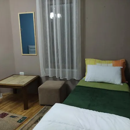 아파트 House In Center Korce *